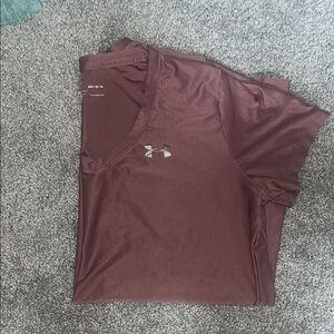 Under Armour Women’s Mauve Short Sleeve Tee